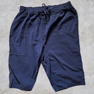 Capris Gloria Vanderbilt Size 2X Navy Blue